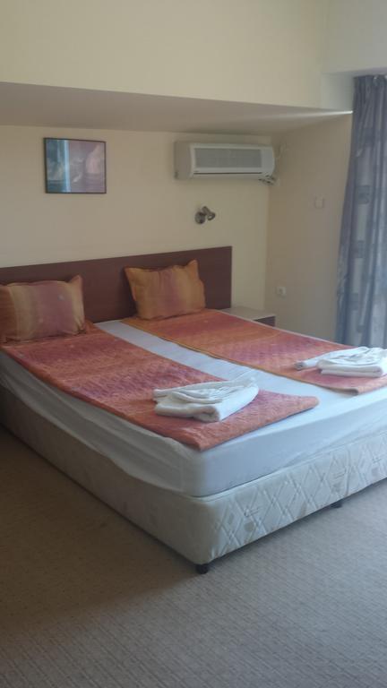 Salena Hotel Primorsko Ruang foto