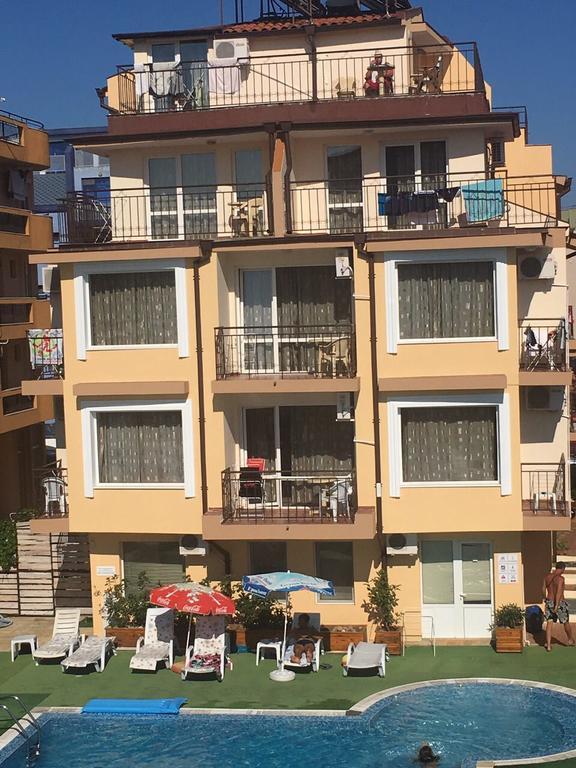 Salena Hotel Primorsko Bagian luar foto