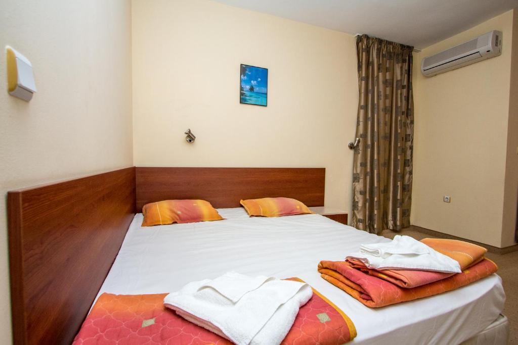 Salena Hotel Primorsko Ruang foto