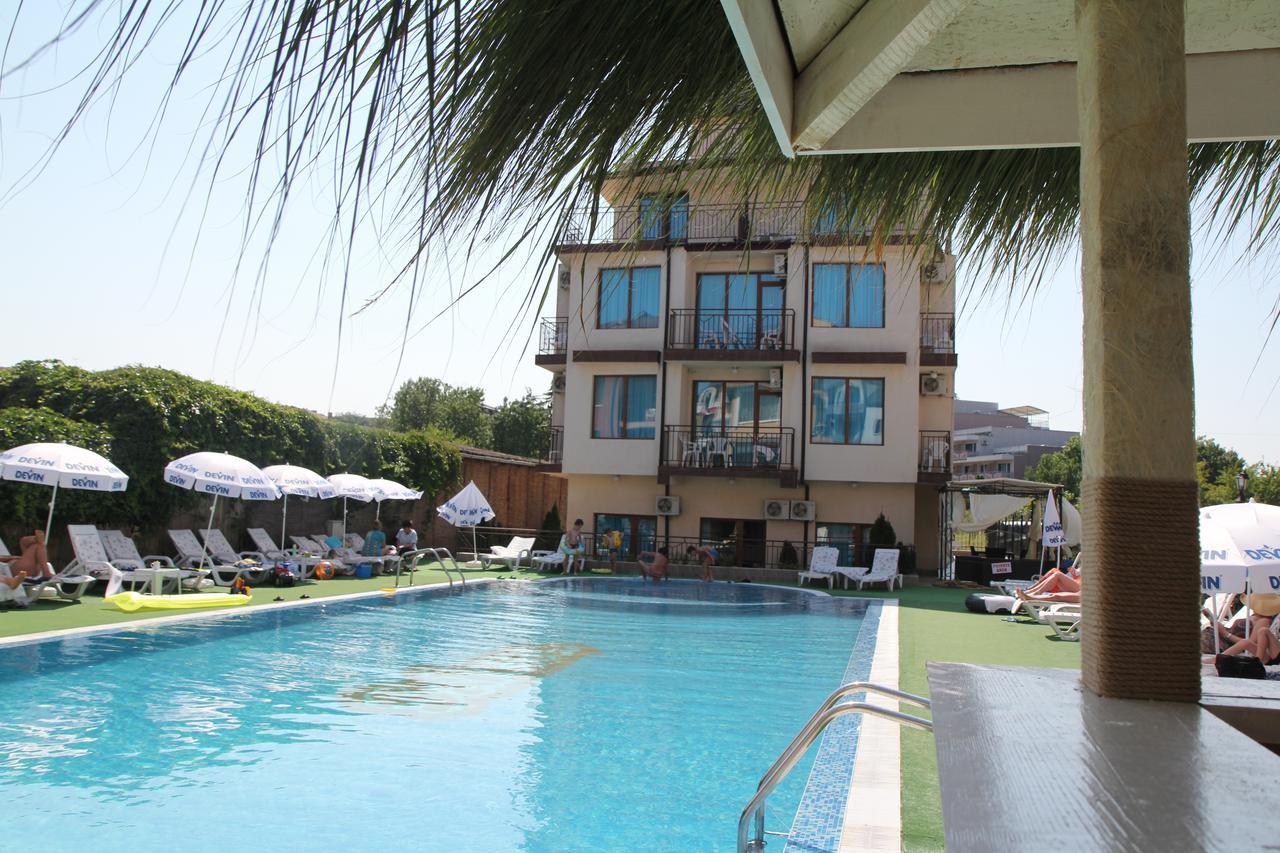 Salena Hotel Primorsko Bagian luar foto