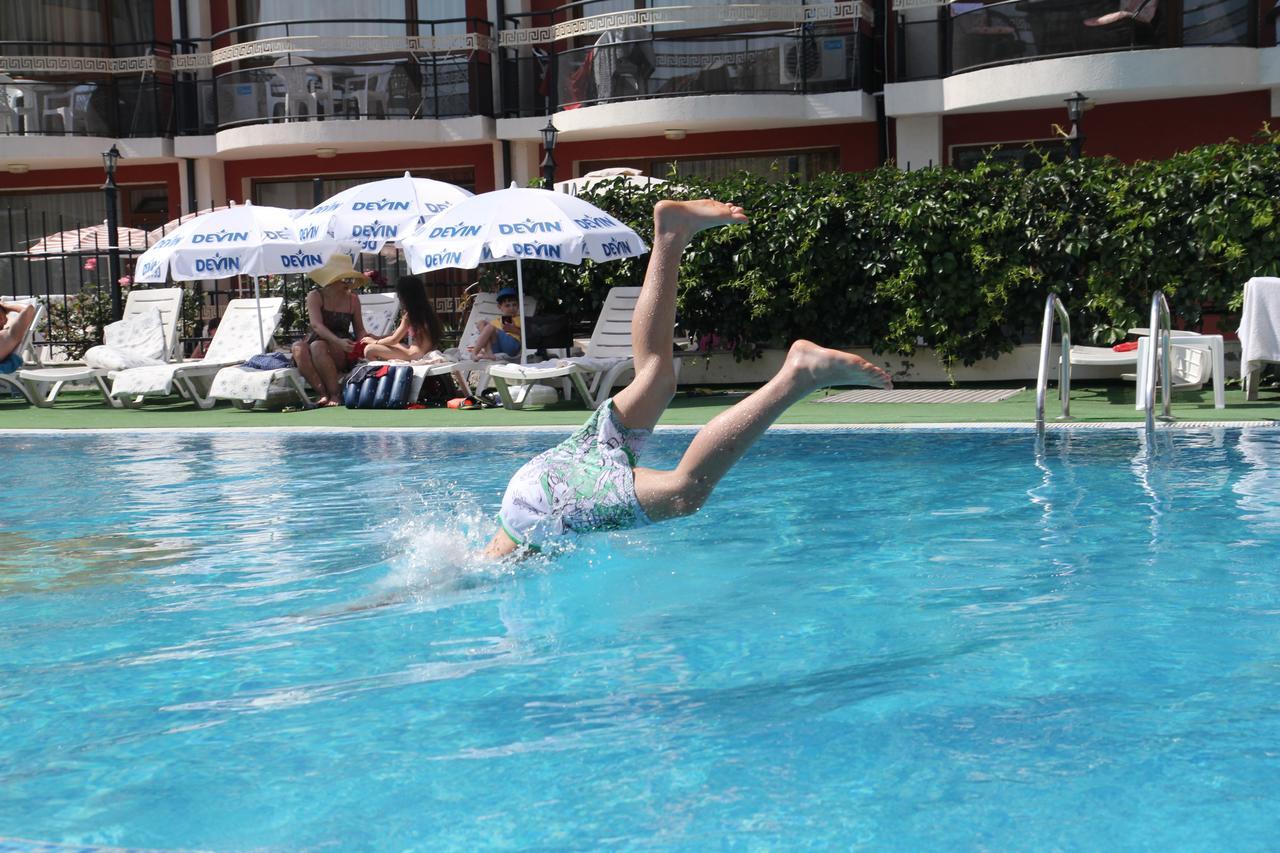 Salena Hotel Primorsko Bagian luar foto